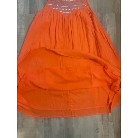 Crown & Ivy Beach Coral Embroidered dress size Medium - Picture 9 of 13